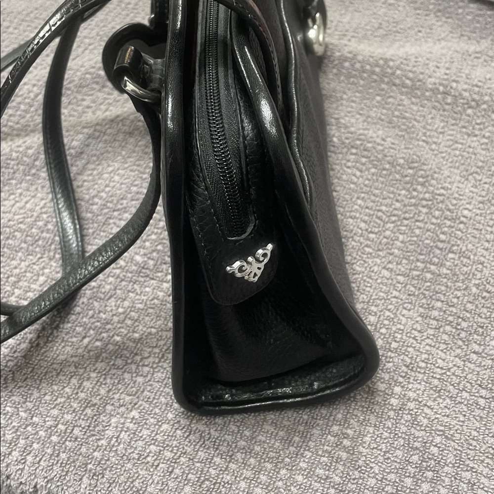 Brighton Black Crocodile-Embossed leather Shoulder Bag. Hearts. Pre-owned. Tote - Picture 15 of 16